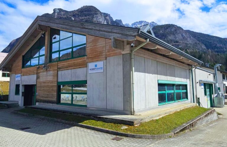 Robotunits Italy Building